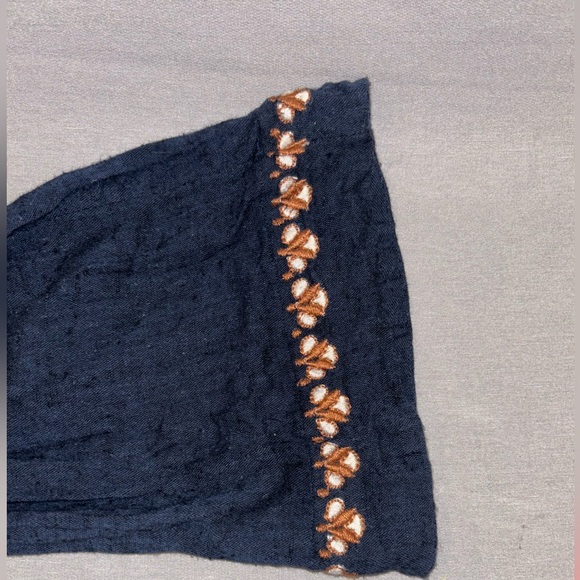 Free people bell sleeve crop top size XS embroidered paisley pattern navy blue - Picture 8 of 8